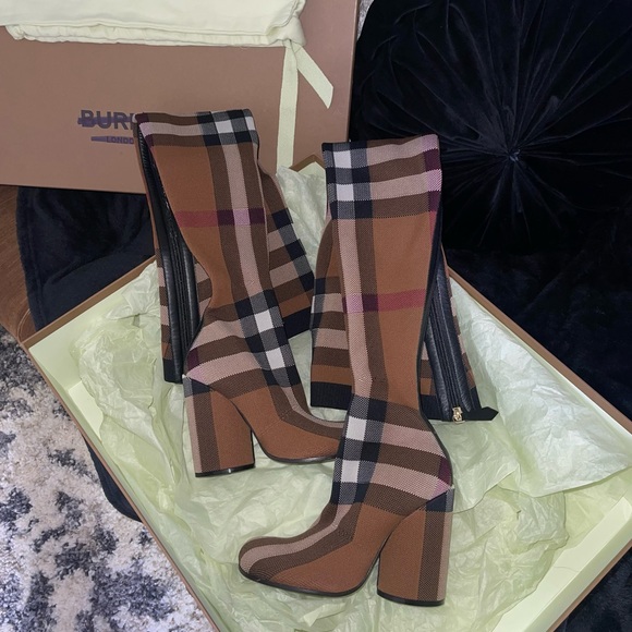 NIB Burberry 36 Anita Knit Check Over-the-Knee Thigh High Stretch Boots in Brown - Picture 9 of 17